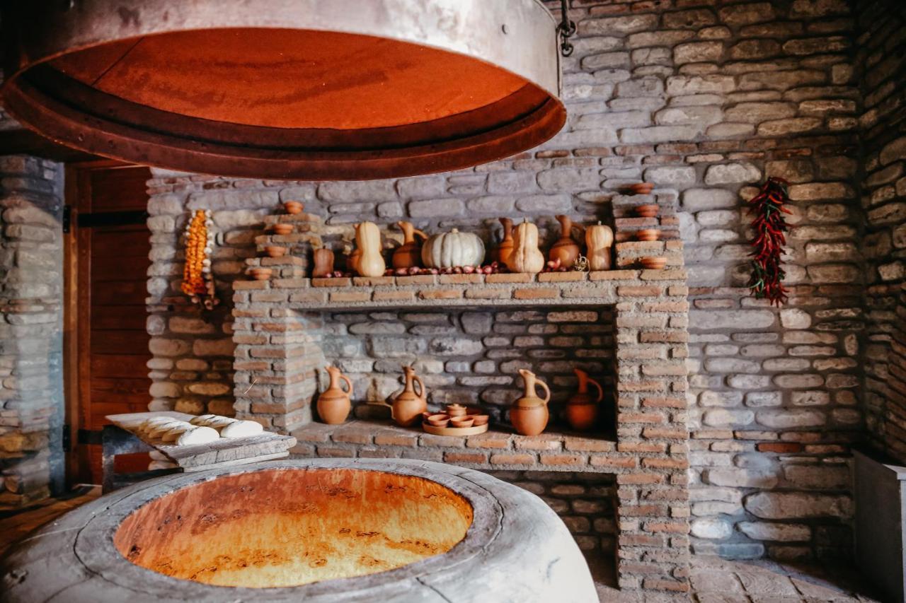 Chateau Mosmieri Hotel & Winery Τελάβι Εξωτερικό φωτογραφία